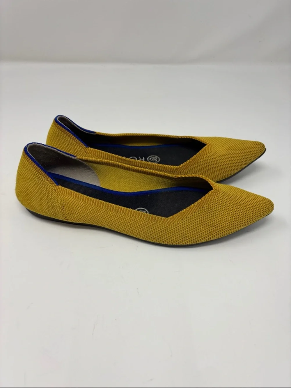 Rothy's Pointed Knit Flat in Mustard 7‎ W7